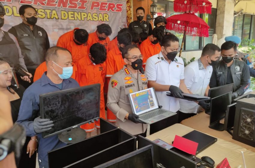  Markas Judi on Line Digerebek, Sembilan Karyawan Diamankan