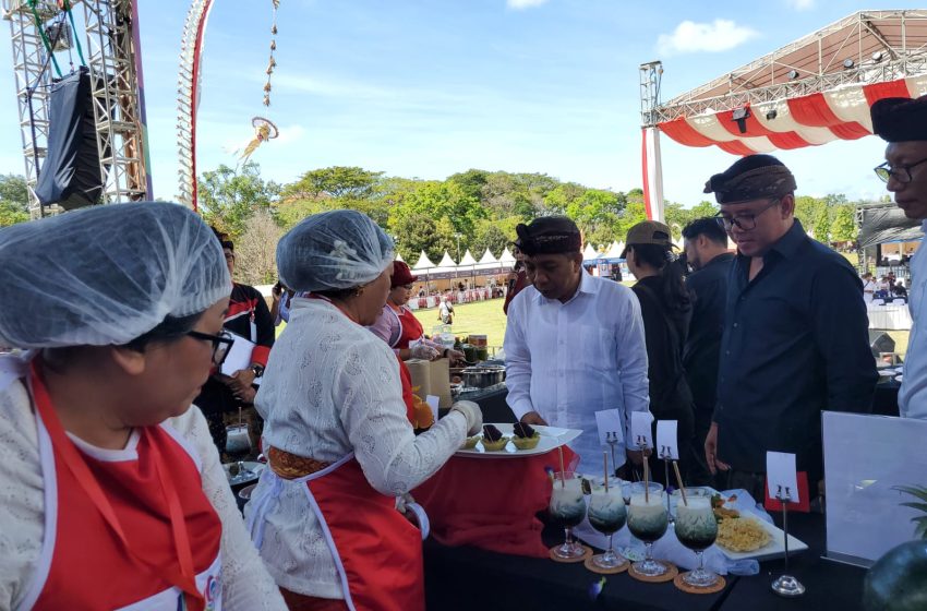  Kompetisi Masak Serba Ikan Tanpa Emisi, PLN Bawa Kompor Induksi untuk Peserta Tim Penggerak PKK Se – Bali