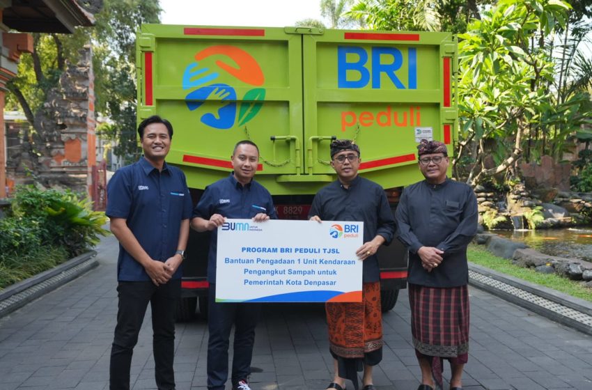  BRI Peduli– Serahkan Bantuan Satu Unit Dump Truck ke Pemkot Denpasar