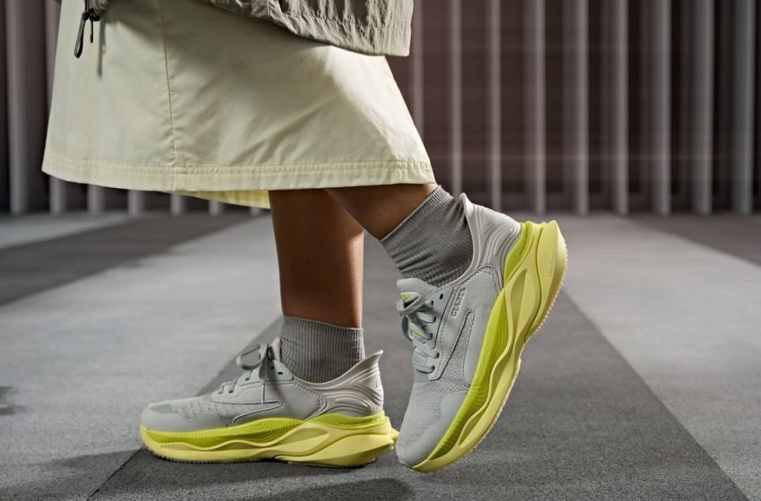 Clarks Pace, Terobosan Baru Clarks dalam Sepatu Performance Walking