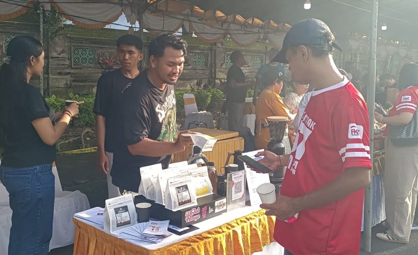  Tiga UMKM Binaan BRI Ikut Meriahkan Pekenan Galungan dan Kuningan 2025 yang Diselenggarakan OJK Bali