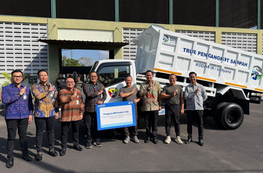  BRI Serahkan Bantuan 1 Unit Dump Truck kepada Kodam IX/Udayana untuk Dukung Pengelolaan Sampah di Bali
